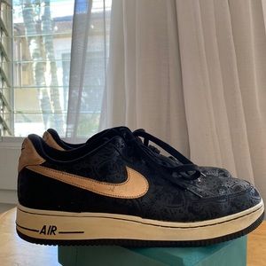 Nike Air Force 1 Low '07 LV8 Black - 718152-003